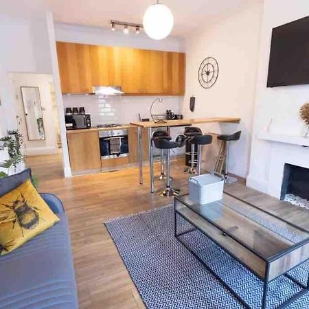 Lovely 2 Bedroom Apartment In Chelsea Sw3 London Luaran gambar