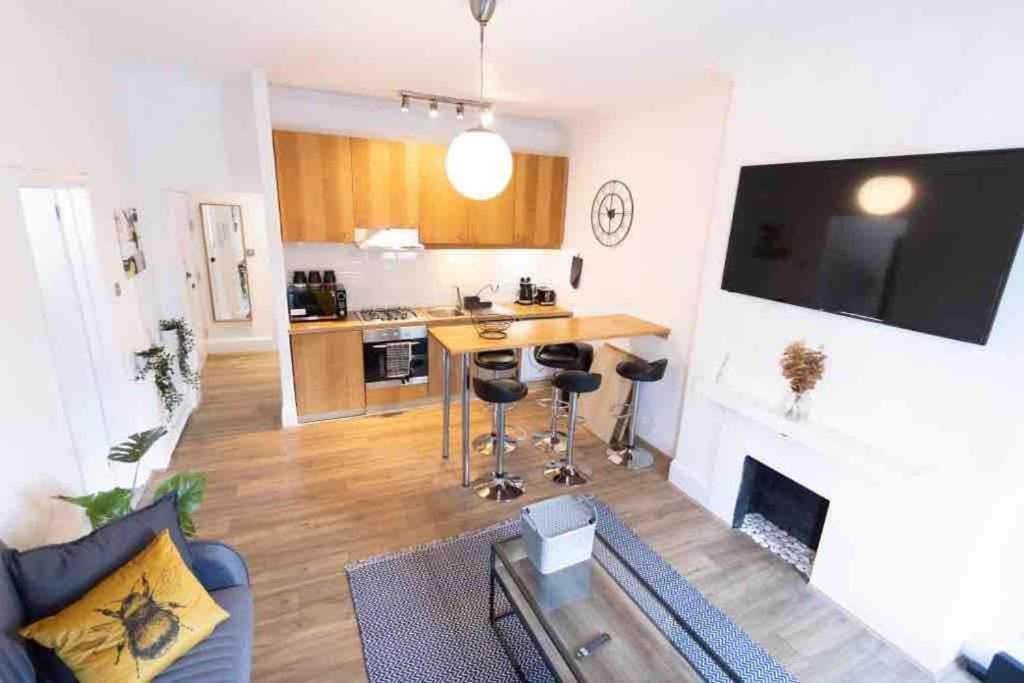 Lovely 2 Bedroom Apartment In Chelsea Sw3 London Luaran gambar