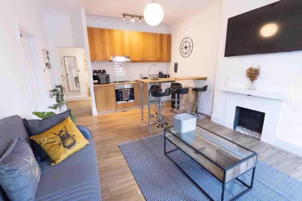 Lovely 2 Bedroom Apartment In Chelsea Sw3 London Luaran gambar