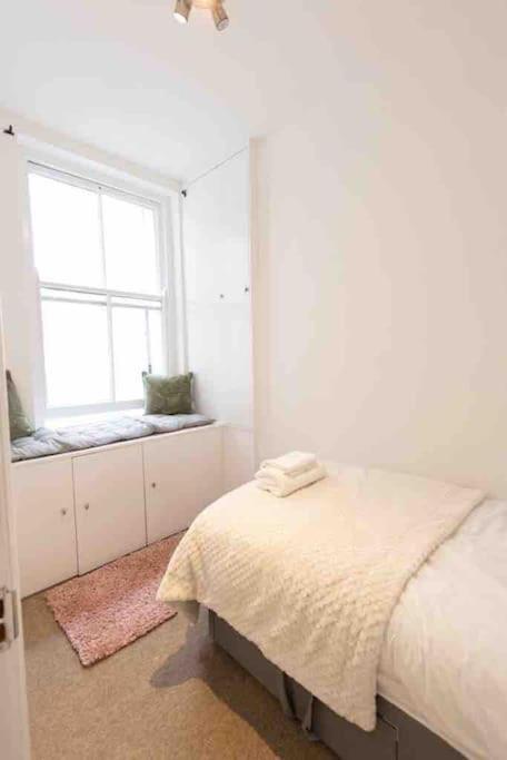 Lovely 2 Bedroom Apartment In Chelsea Sw3 London Luaran gambar
